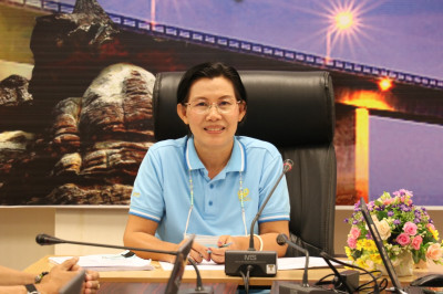 นางบานใจ มามาก สหกรณ์จังหวัดมุกดาหาร ... พารามิเตอร์รูปภาพ 1